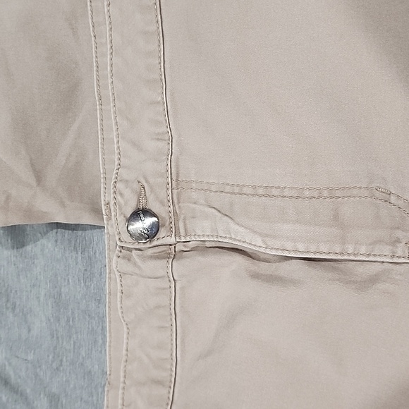 Women A3 plus size beige capri 26W - Picture 8 of 11